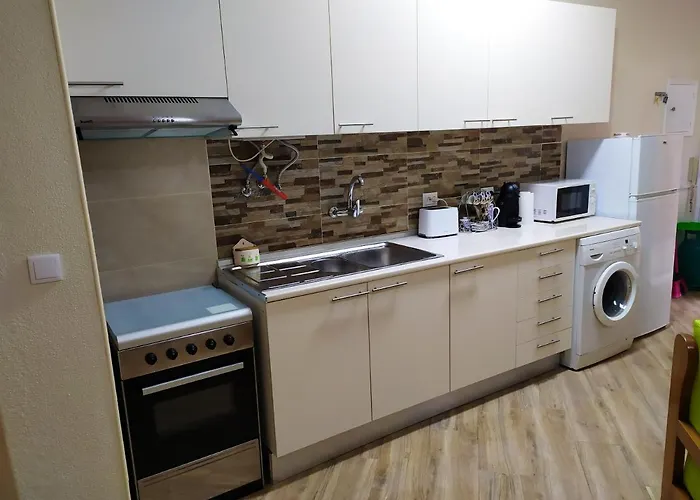 Charming In - 45 M² With A Shared Pool アパート ポルティマン