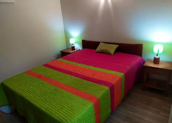 Charming In - 45 M² With A Shared Pool ポルティマン