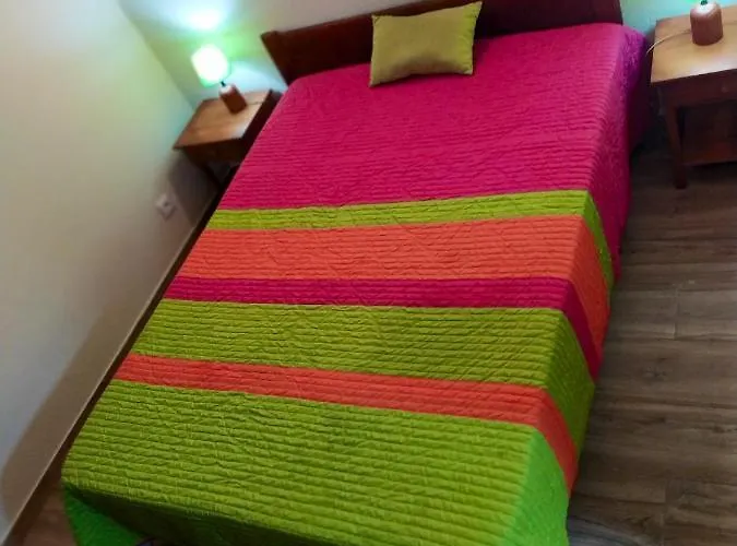 Appartement Charming In - 45 M² With A Shared Pool *